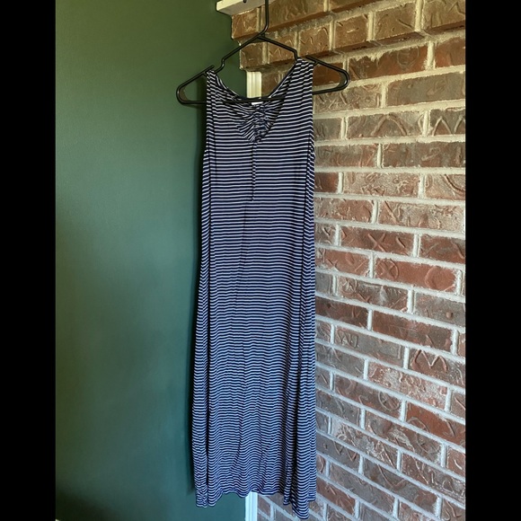 Maternity Dress - Picture 1 of 1